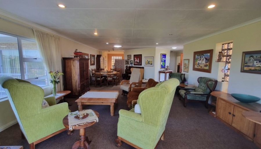 3 Bedroom Property for Sale in Stilbaai Wes Western Cape